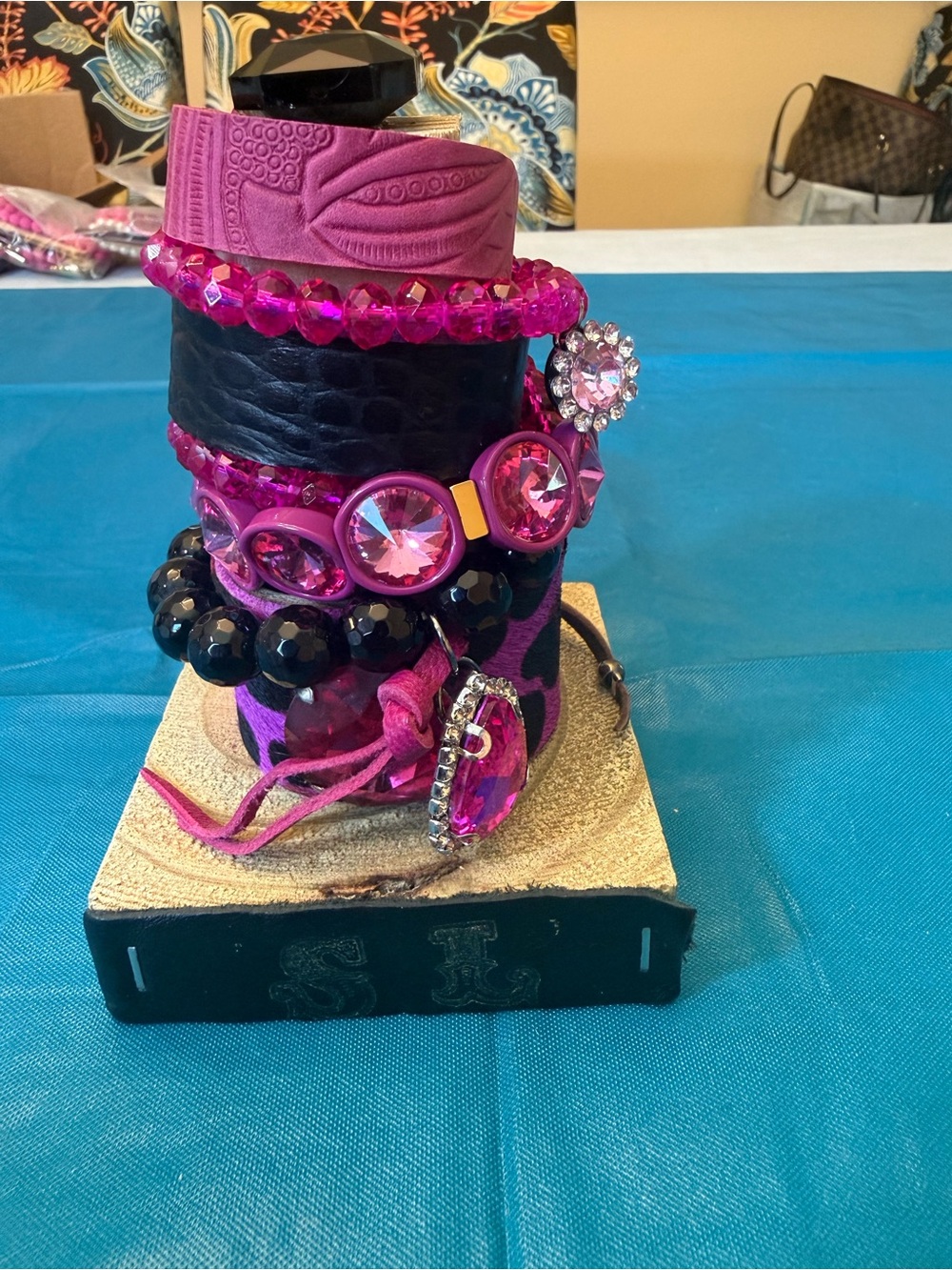 Cheetah Girl Pink Jumbo Sandra Stack